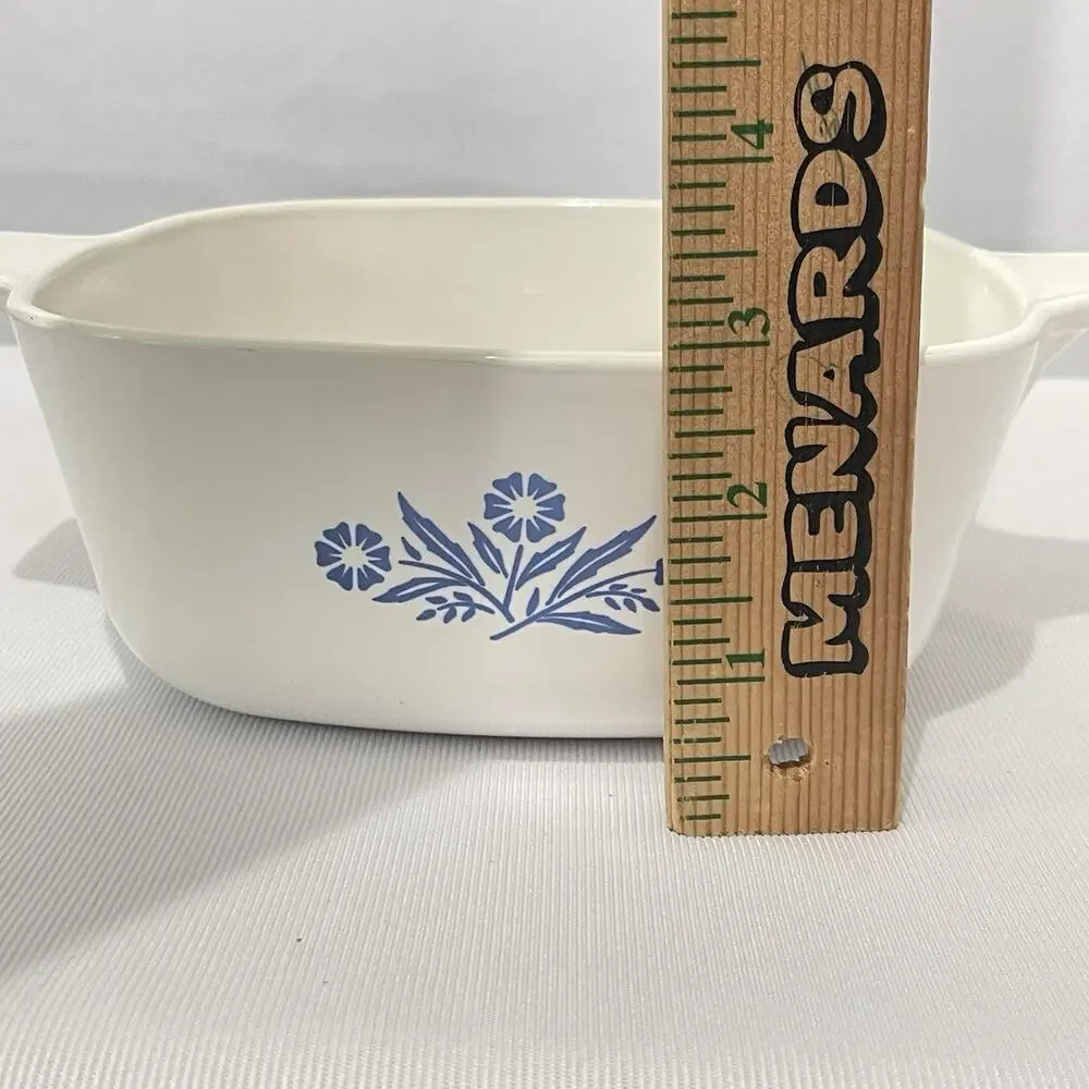 Corning Ware Blue Cornflower Casserole Dish 1 1/2 Qt P 1 1/2 B & Pyrex Lid C-24